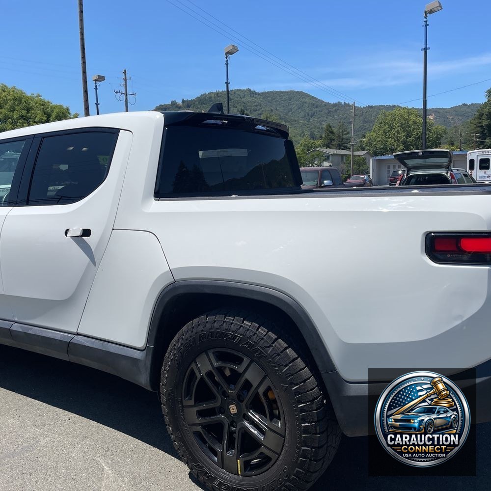 2022 Rivian R1T Adventure