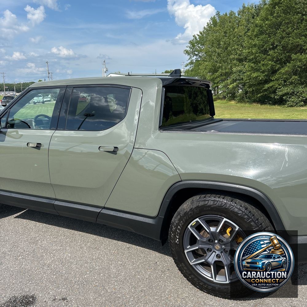 2022 Rivian R1T Launch Edition