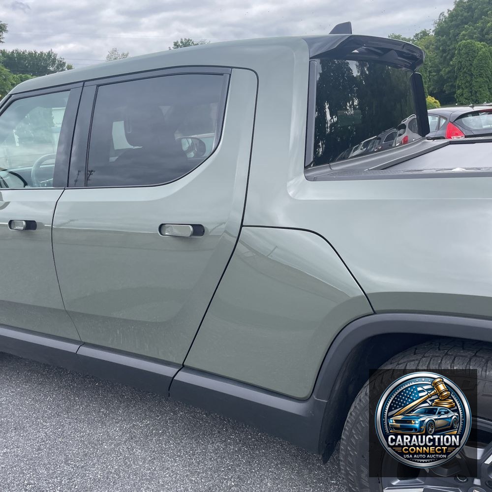 2022 Rivian R1T Launch Edition