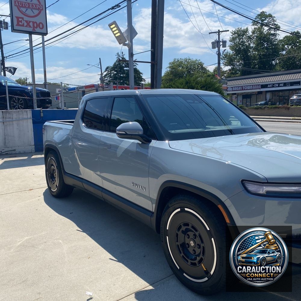 2025 Rivian R1T Adventure Dual-Motor