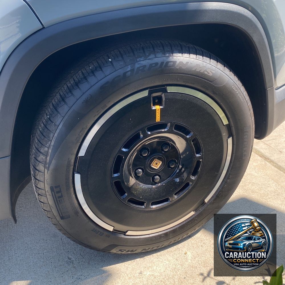 2025 Rivian R1T Adventure Dual-Motor