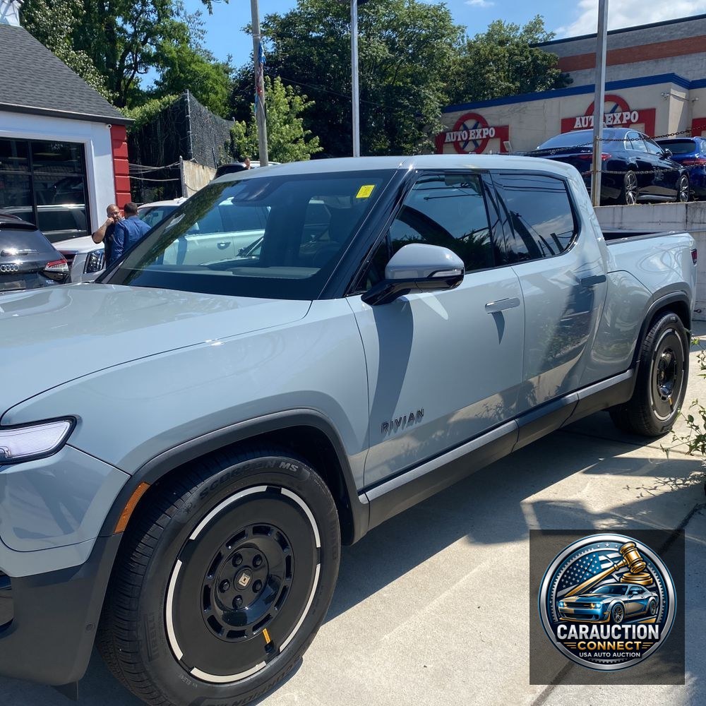 2025 Rivian R1T Adventure Dual-Motor