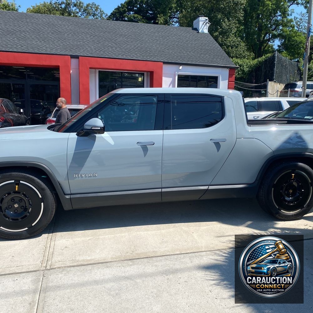 2025 Rivian R1T Adventure Dual-Motor