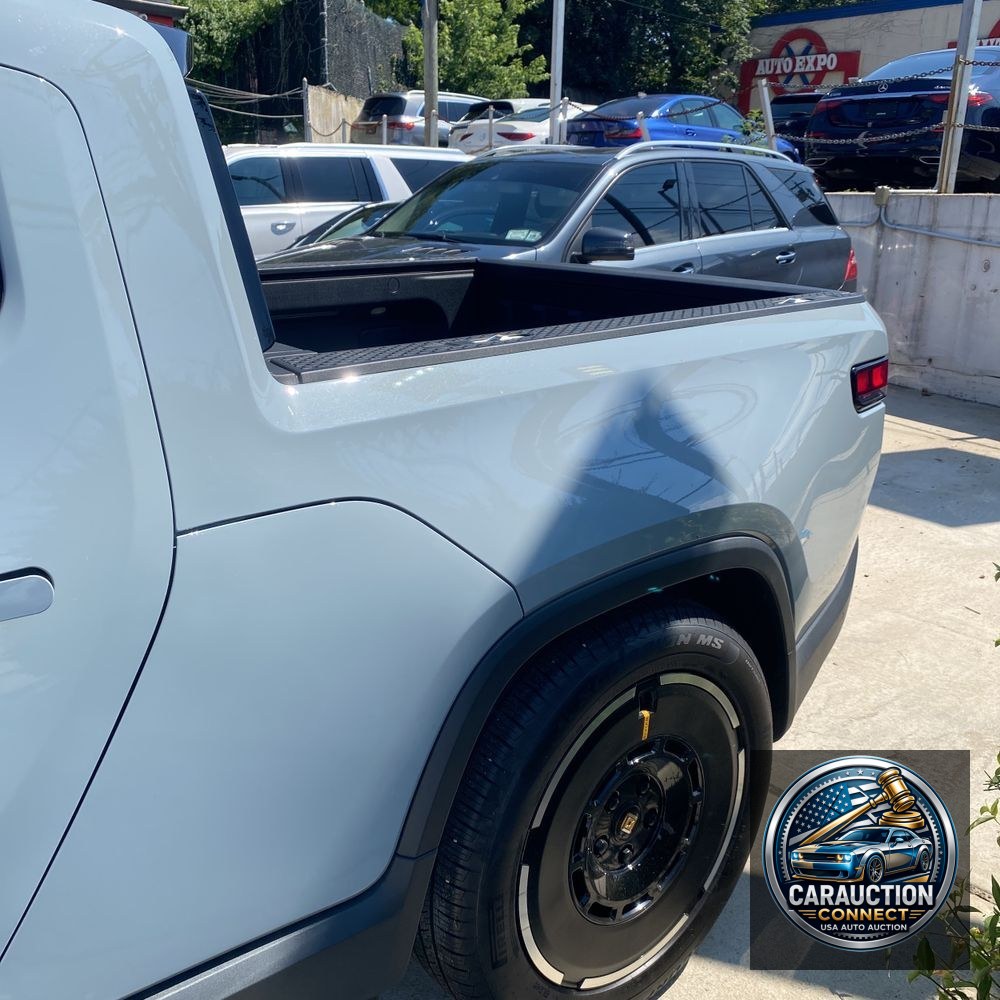 2025 Rivian R1T Adventure Dual-Motor