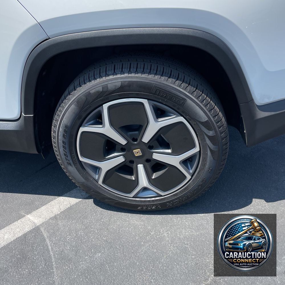 2023 Rivian R1T Adventure Dual-Motor