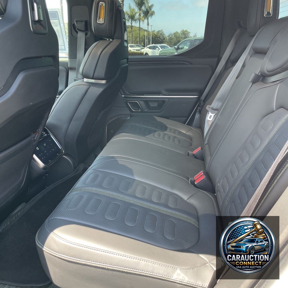 2023 Rivian R1T Adventure Dual-Motor