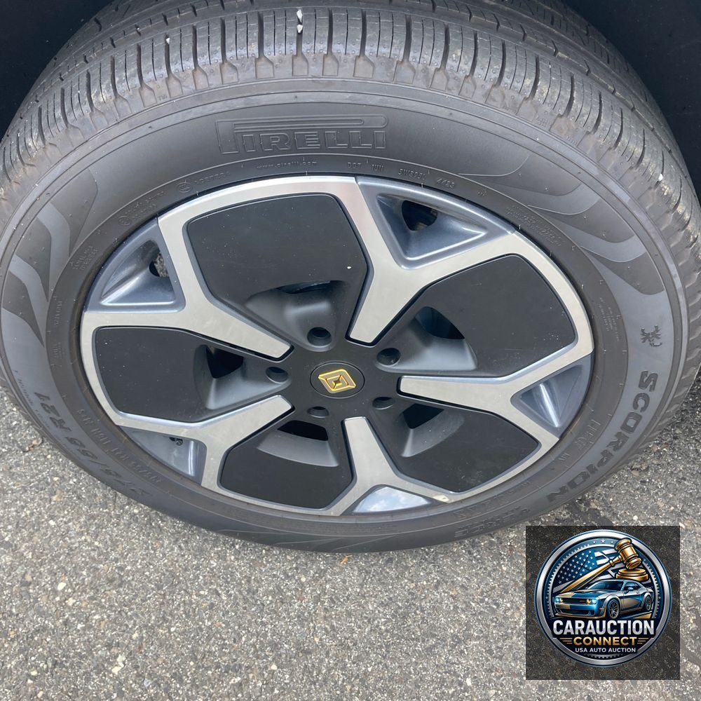 2024 Rivian R1T Adventure Dual-Motor
