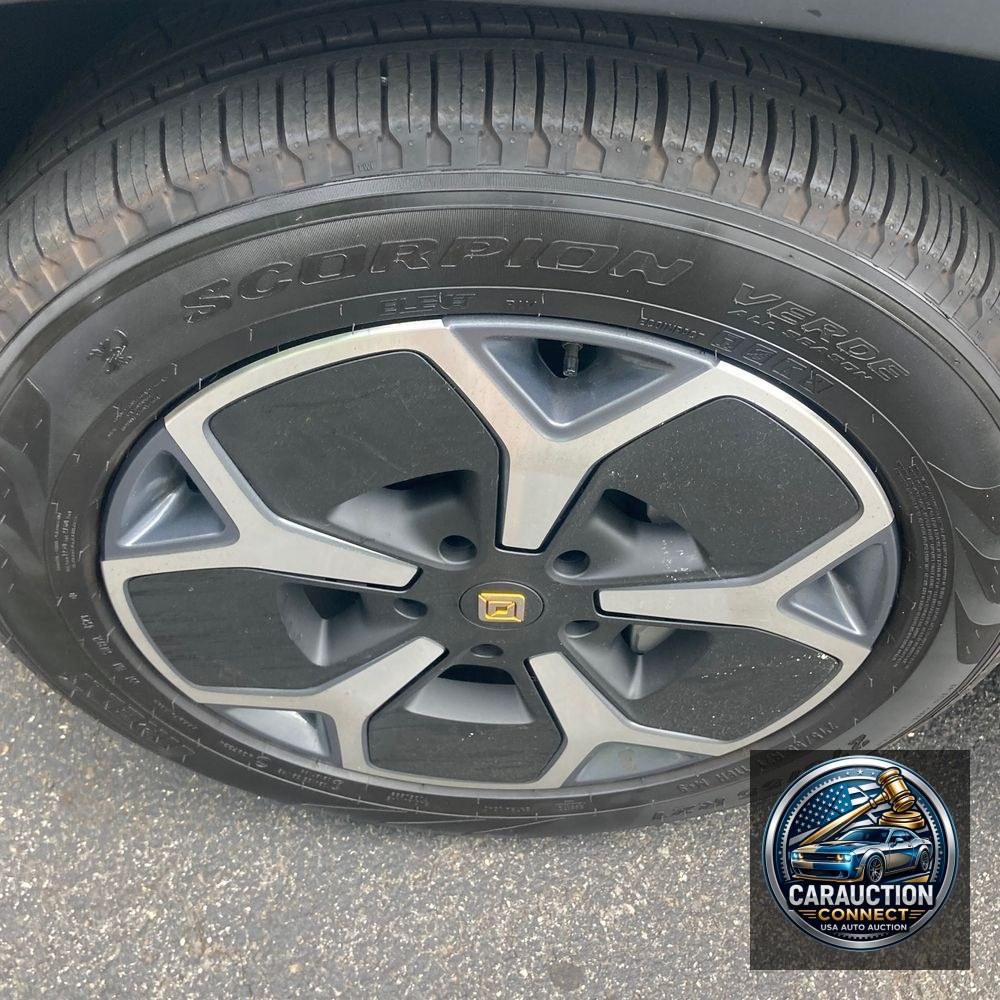 2024 Rivian R1T Adventure Dual-Motor