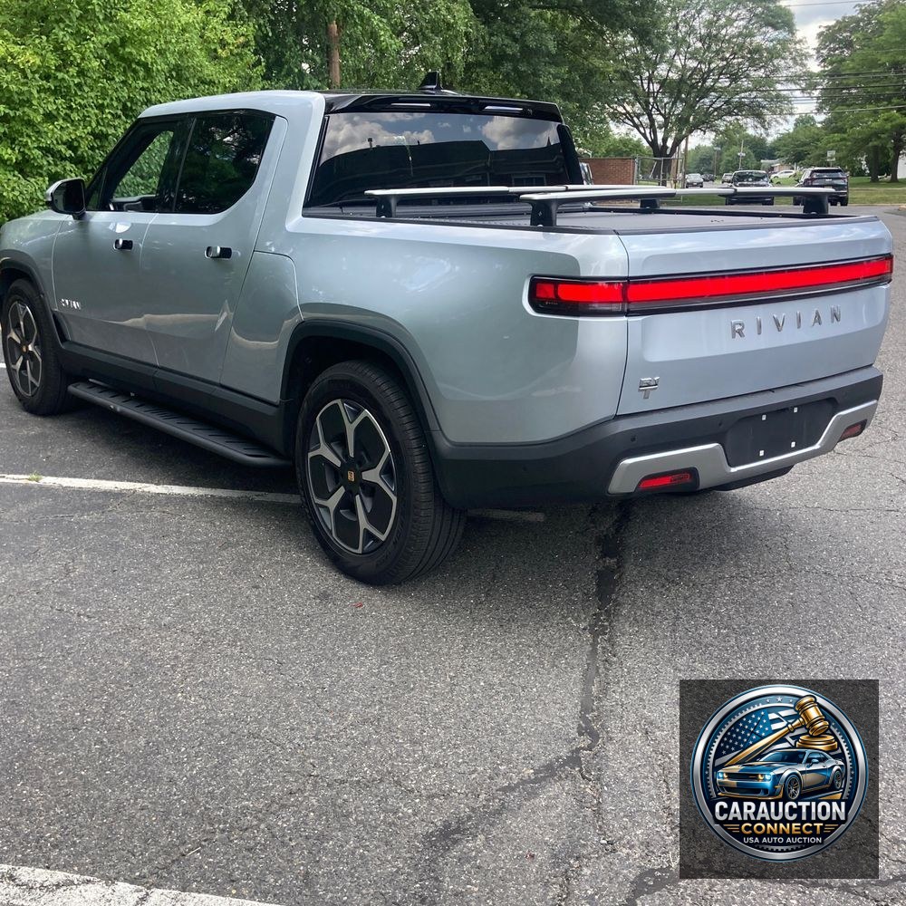 2024 Rivian R1T Adventure Dual-Motor