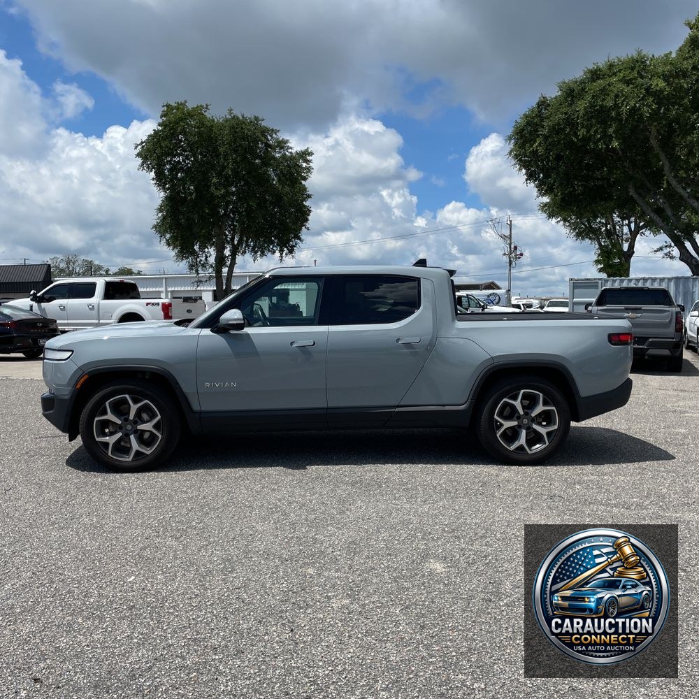 2024 Rivian R1T Adventure Dual-Motor