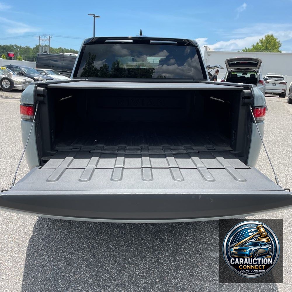 2024 Rivian R1T Adventure Dual-Motor