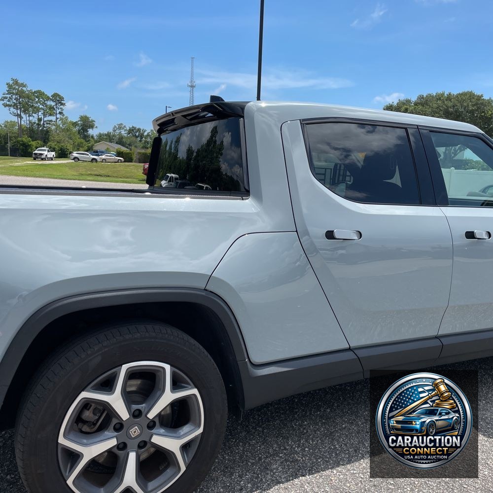 2024 Rivian R1T Adventure Dual-Motor