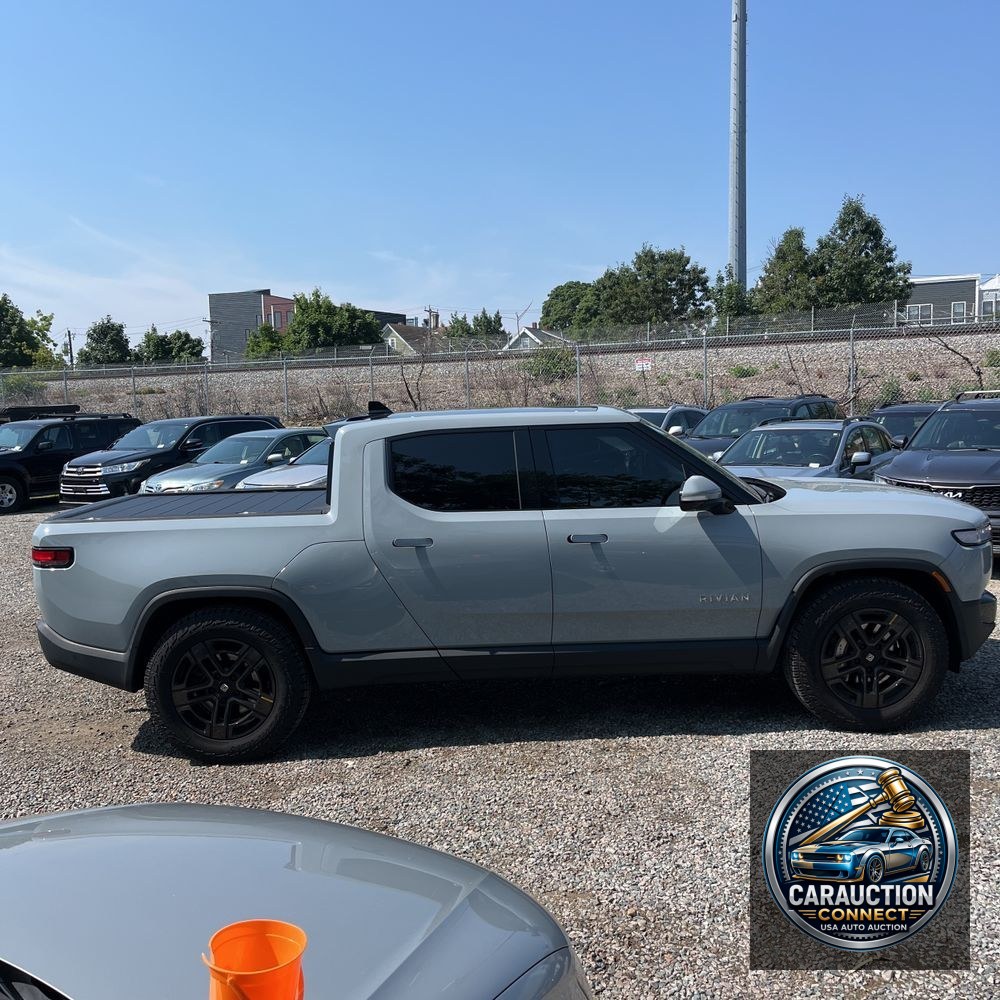 2024 Rivian R1T Adventure Dual-Motor