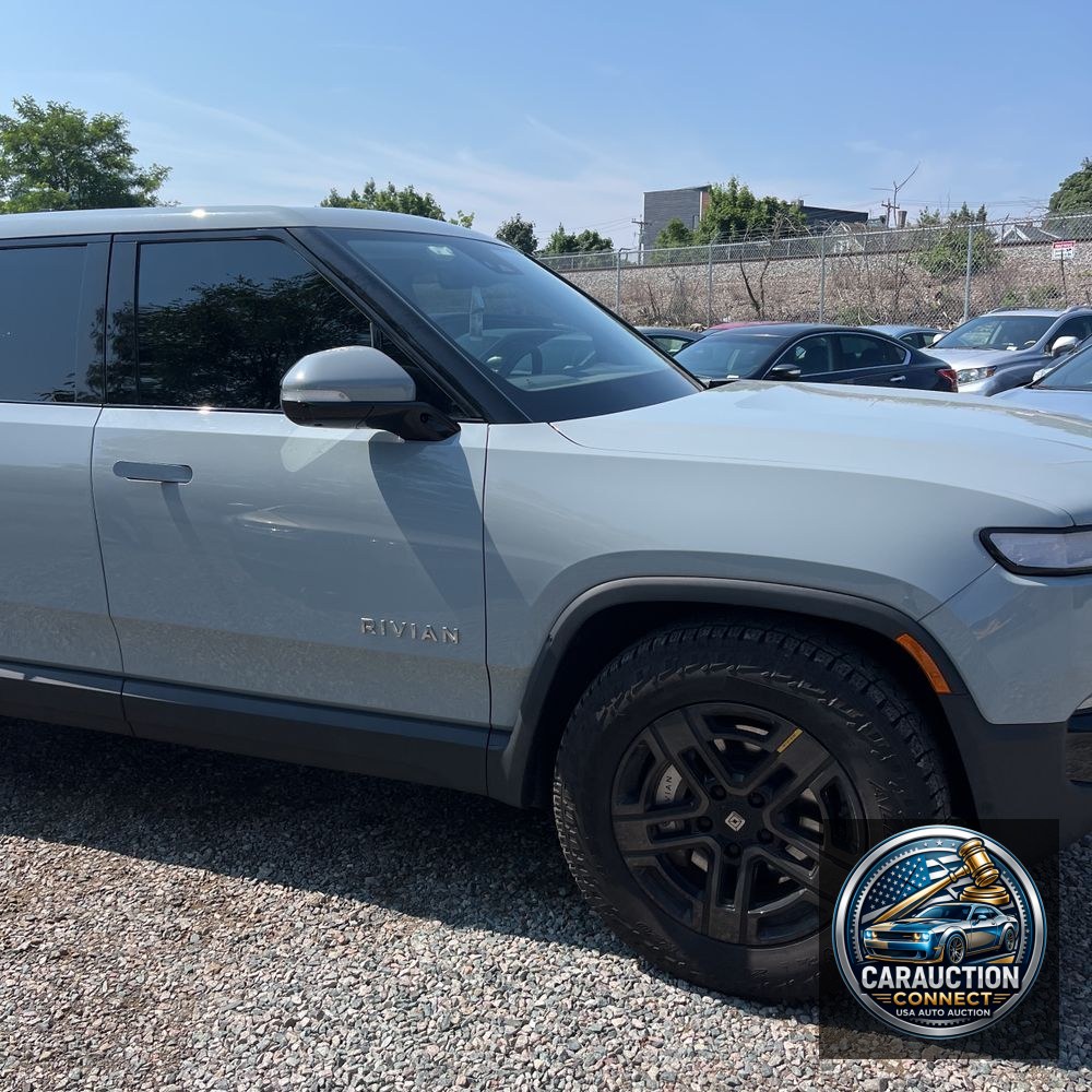 2024 Rivian R1T Adventure Dual-Motor