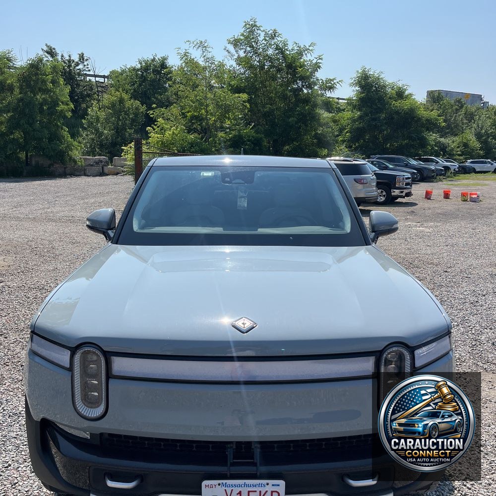 2024 Rivian R1T Adventure Dual-Motor