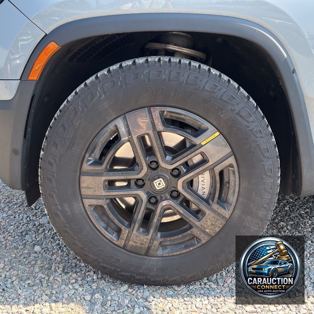 2024 Rivian R1T Adventure Dual-Motor