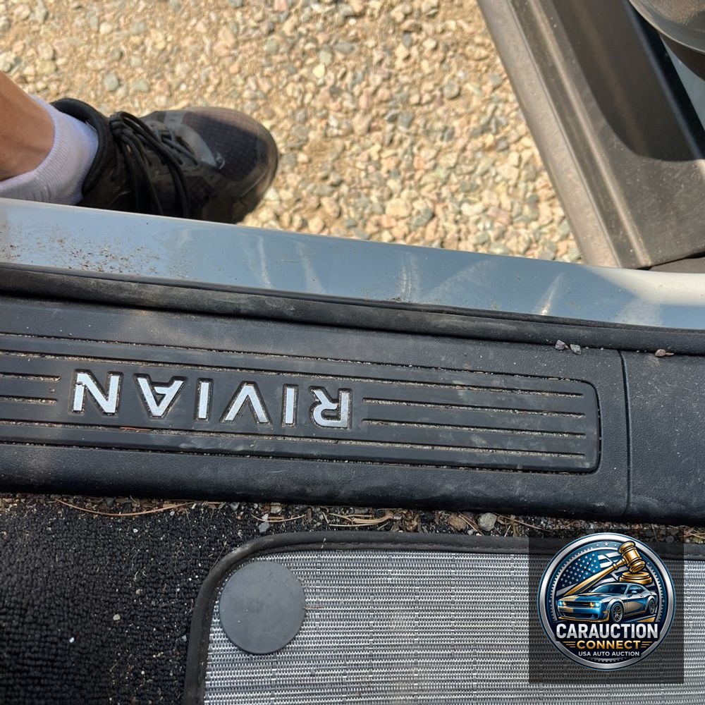 2024 Rivian R1T Adventure Dual-Motor