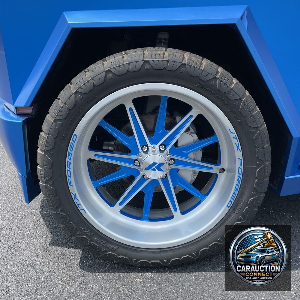 2024 Tesla Cybertruck Base