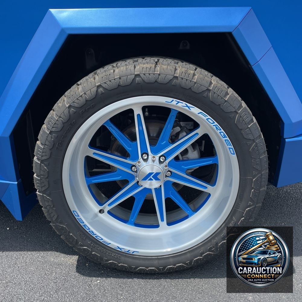 2024 Tesla Cybertruck Base