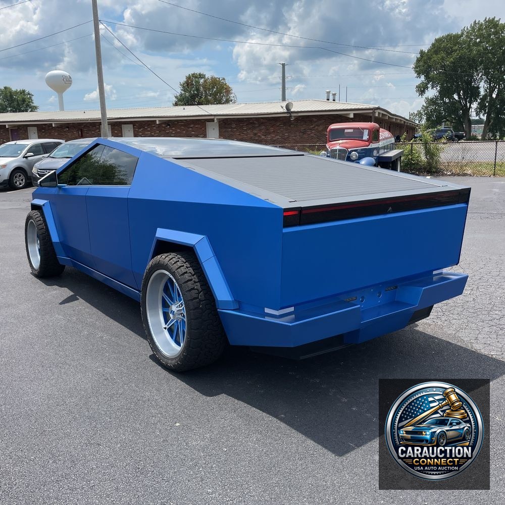 2024 Tesla Cybertruck Base