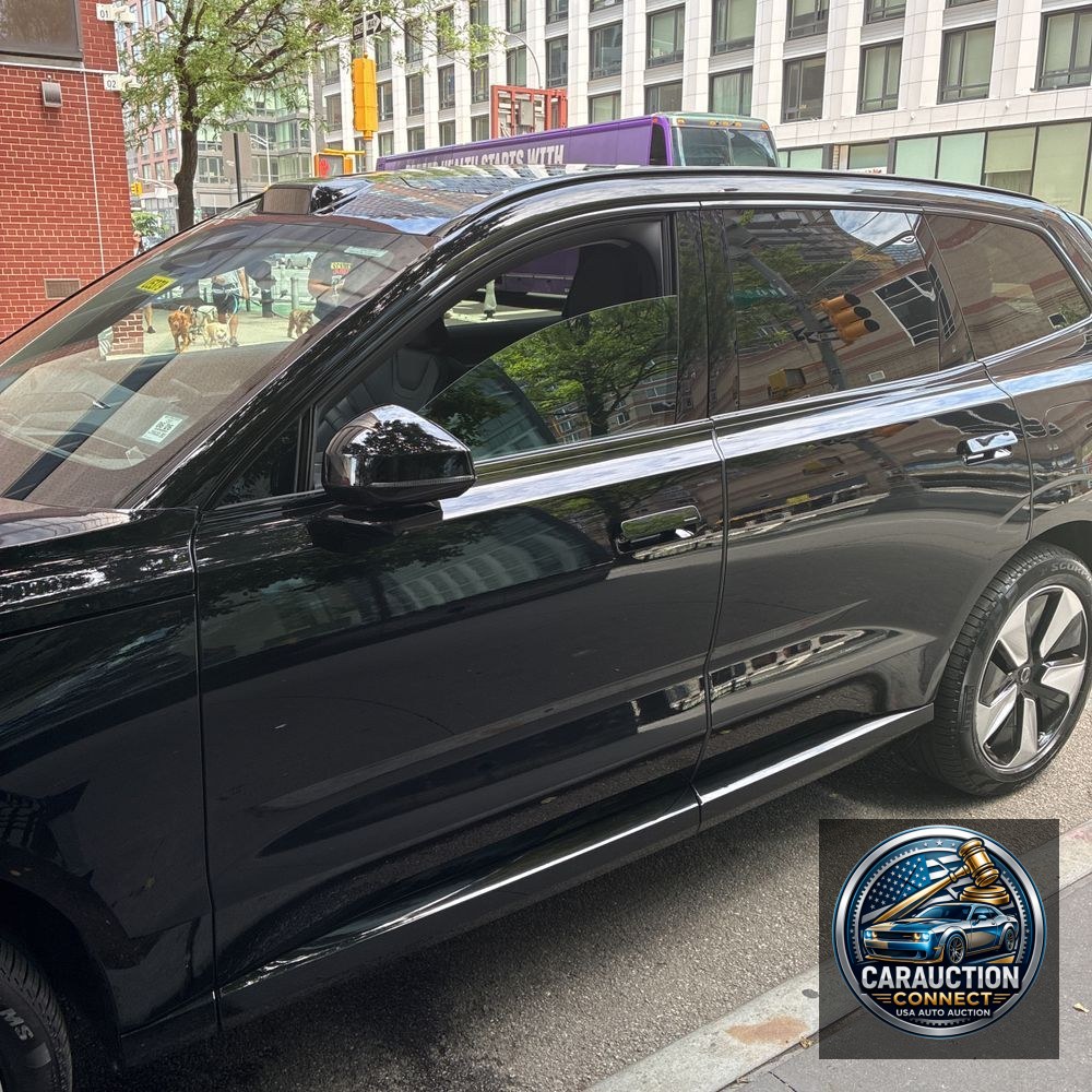 2025 Volvo EX90 Plus