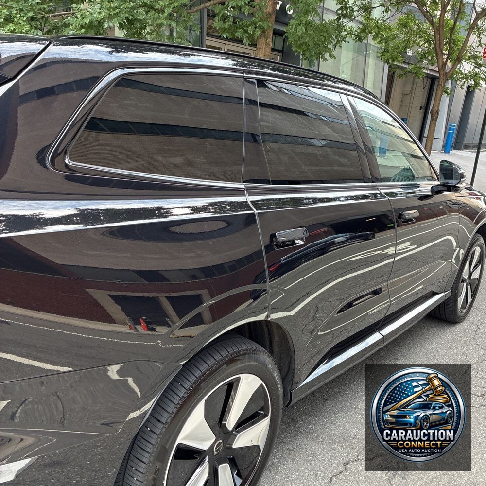 2025 Volvo EX90 Plus