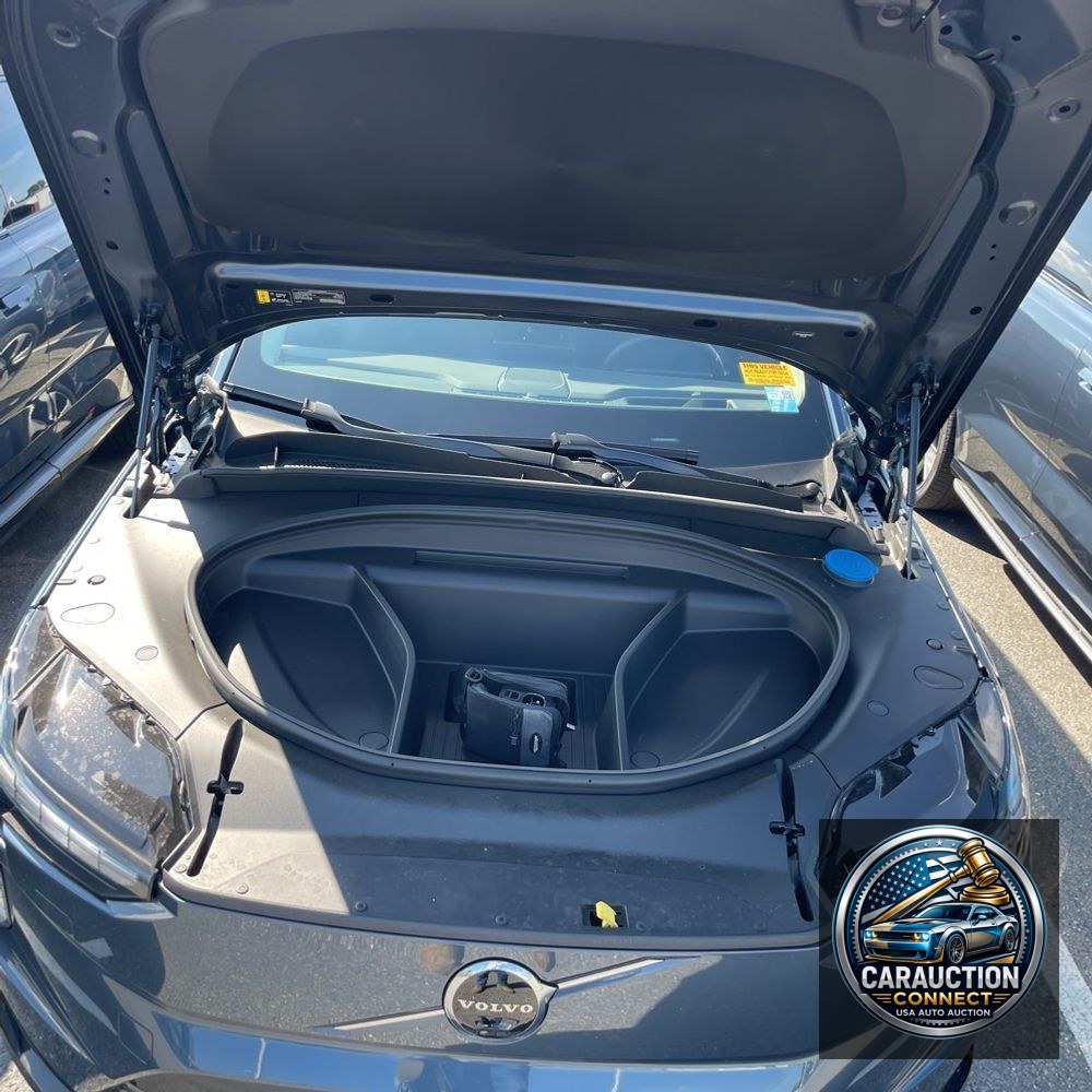 2025 Volvo EX90 Plus