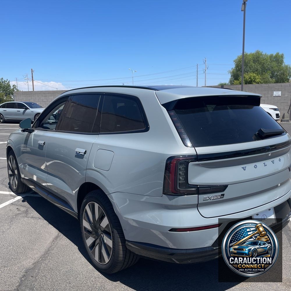 2025 Volvo EX90 Ultra