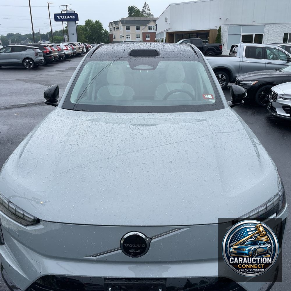 2025 Volvo EX90 Ultra