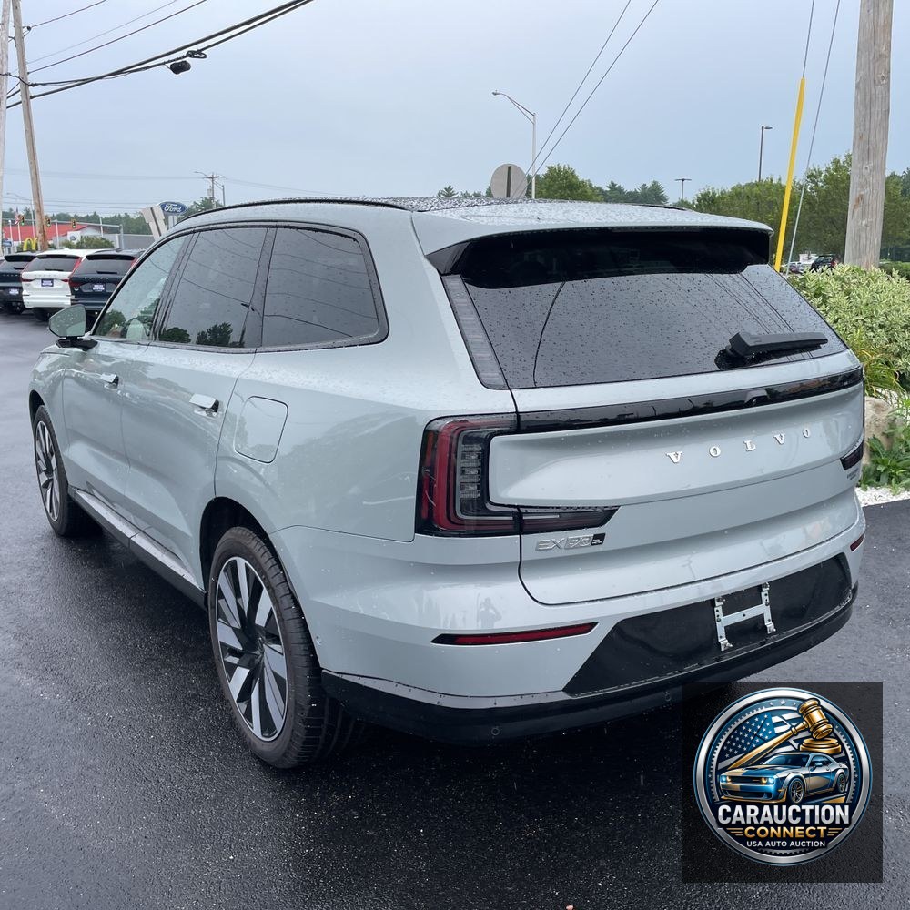 2025 Volvo EX90 Ultra