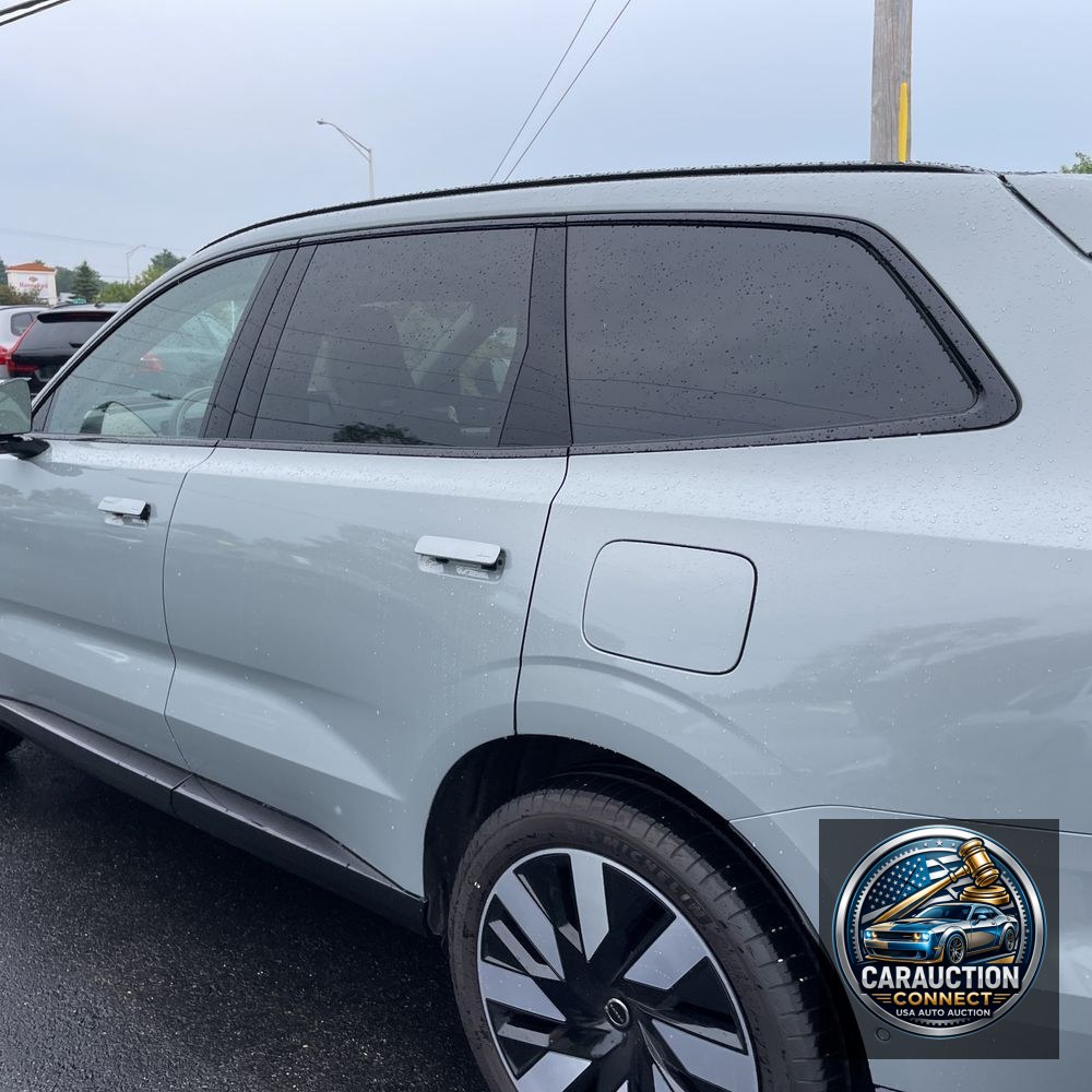 2025 Volvo EX90 Ultra