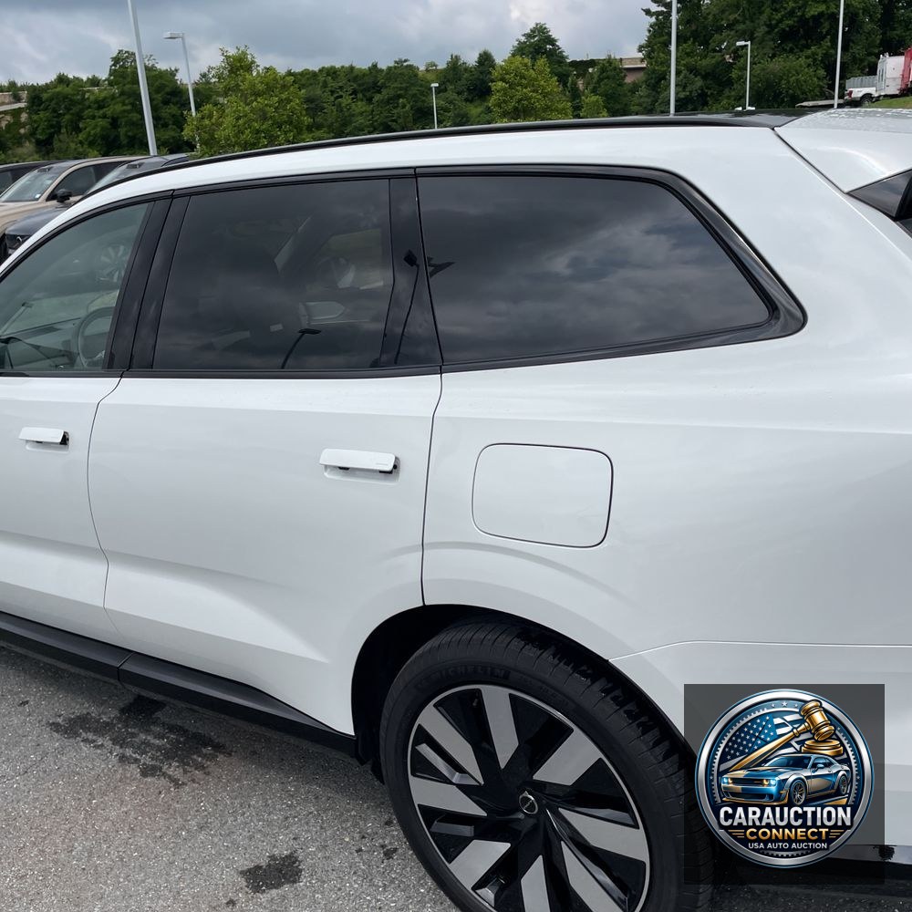 2025 Volvo EX90 Ultra