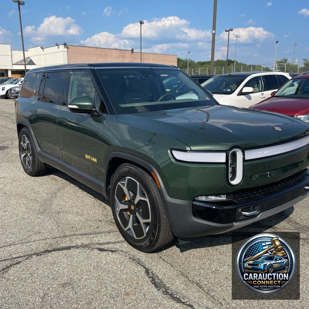 2023 Rivian R1S Adventure Quad-Motor