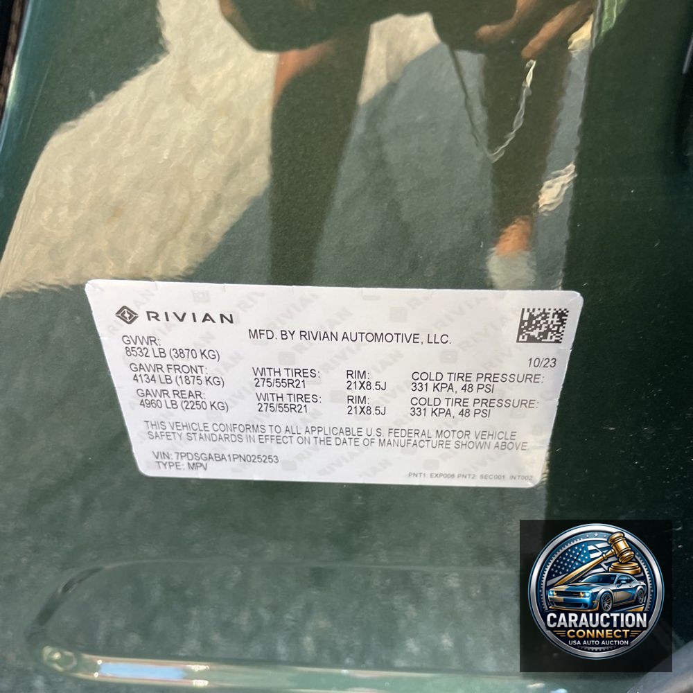 2023 Rivian R1S Adventure Quad-Motor