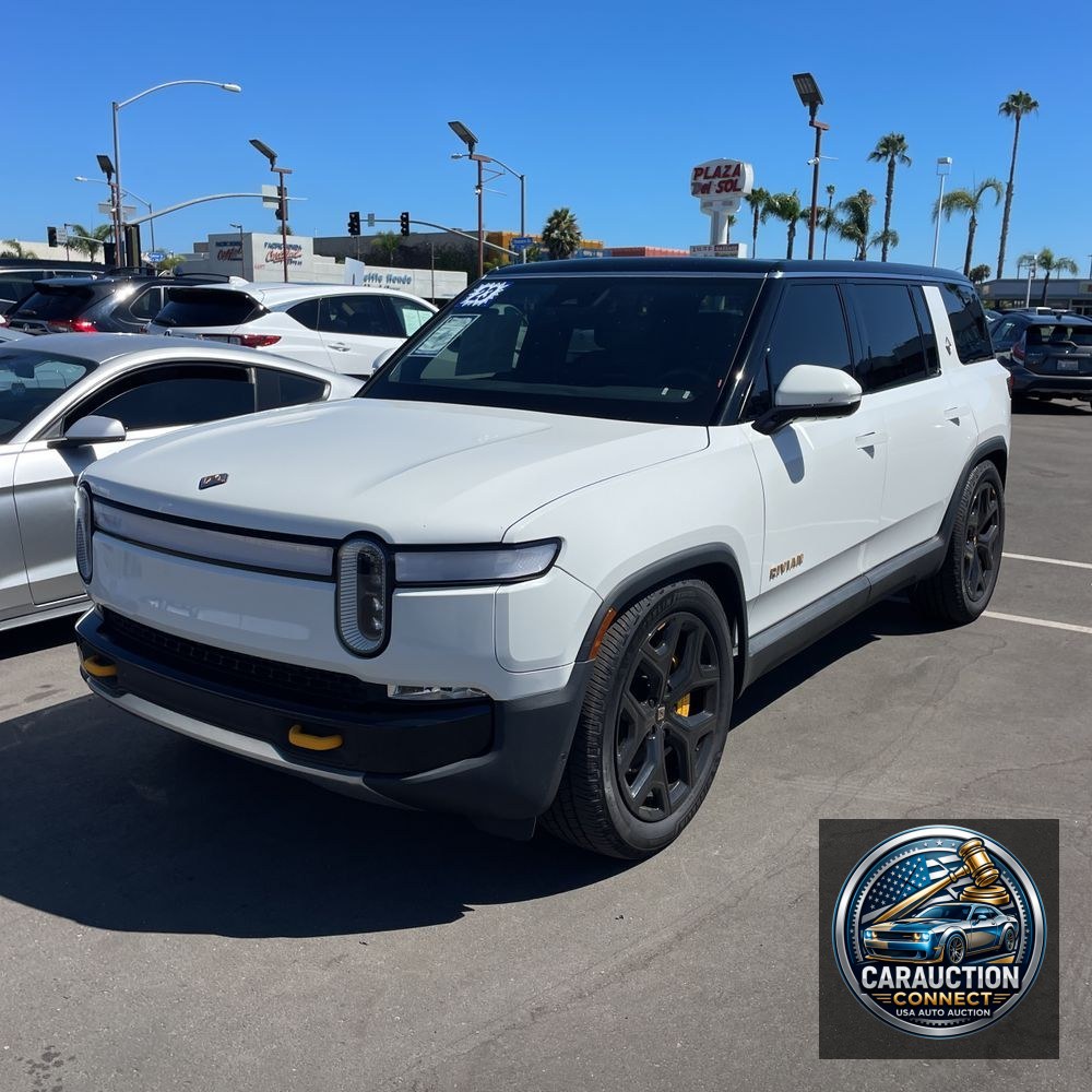 2023 Rivian R1S Adventure Quad-Motor