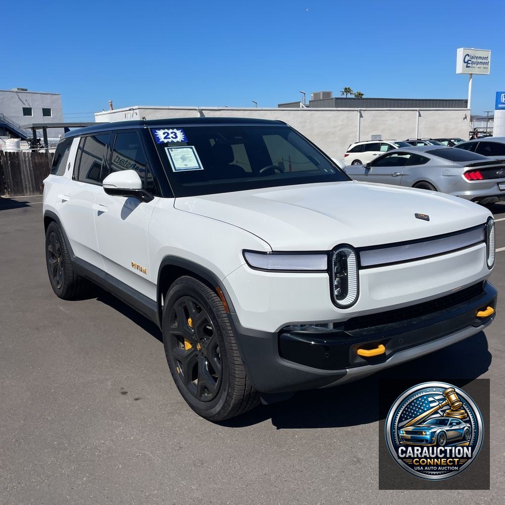 2023 Rivian R1S Adventure Quad-Motor