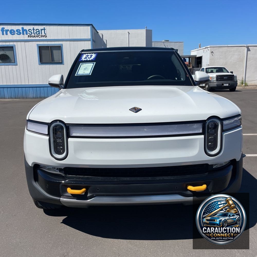 2023 Rivian R1S Adventure Quad-Motor