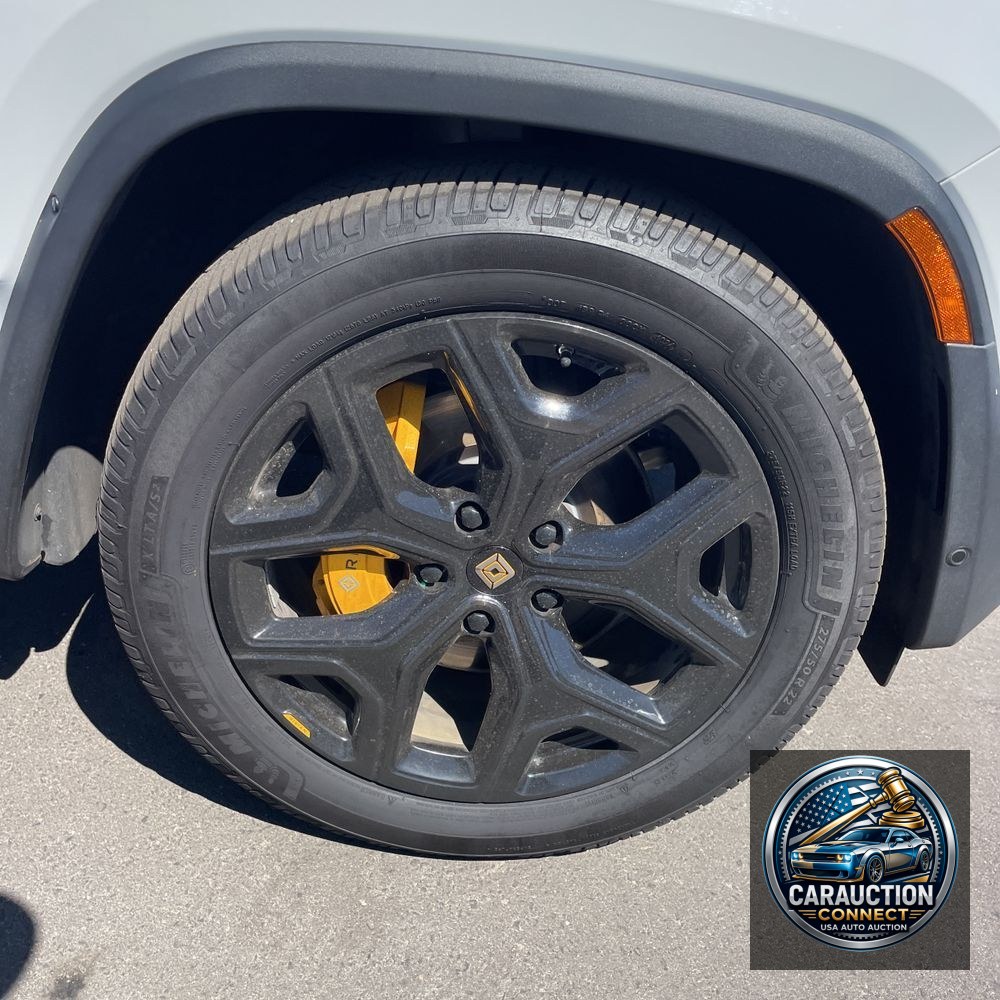 2023 Rivian R1S Adventure Quad-Motor