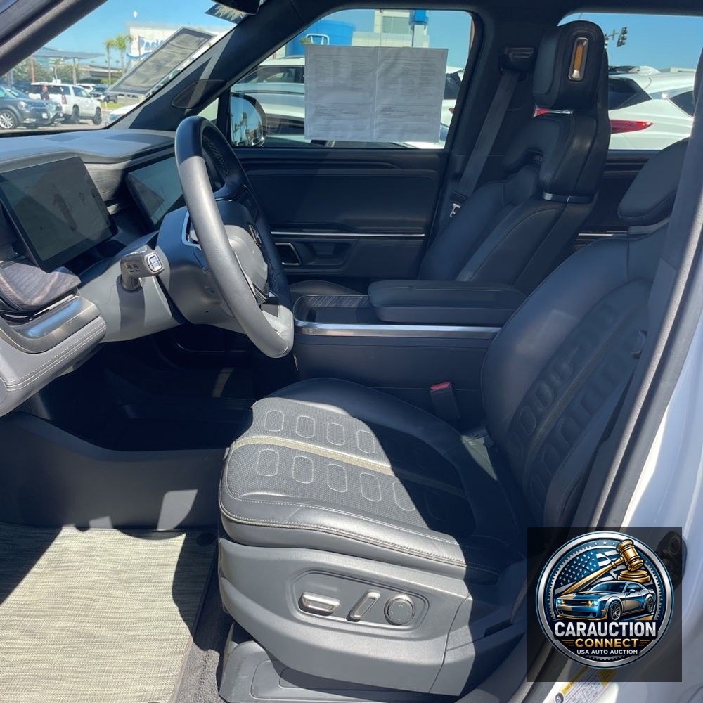 2023 Rivian R1S Adventure Quad-Motor