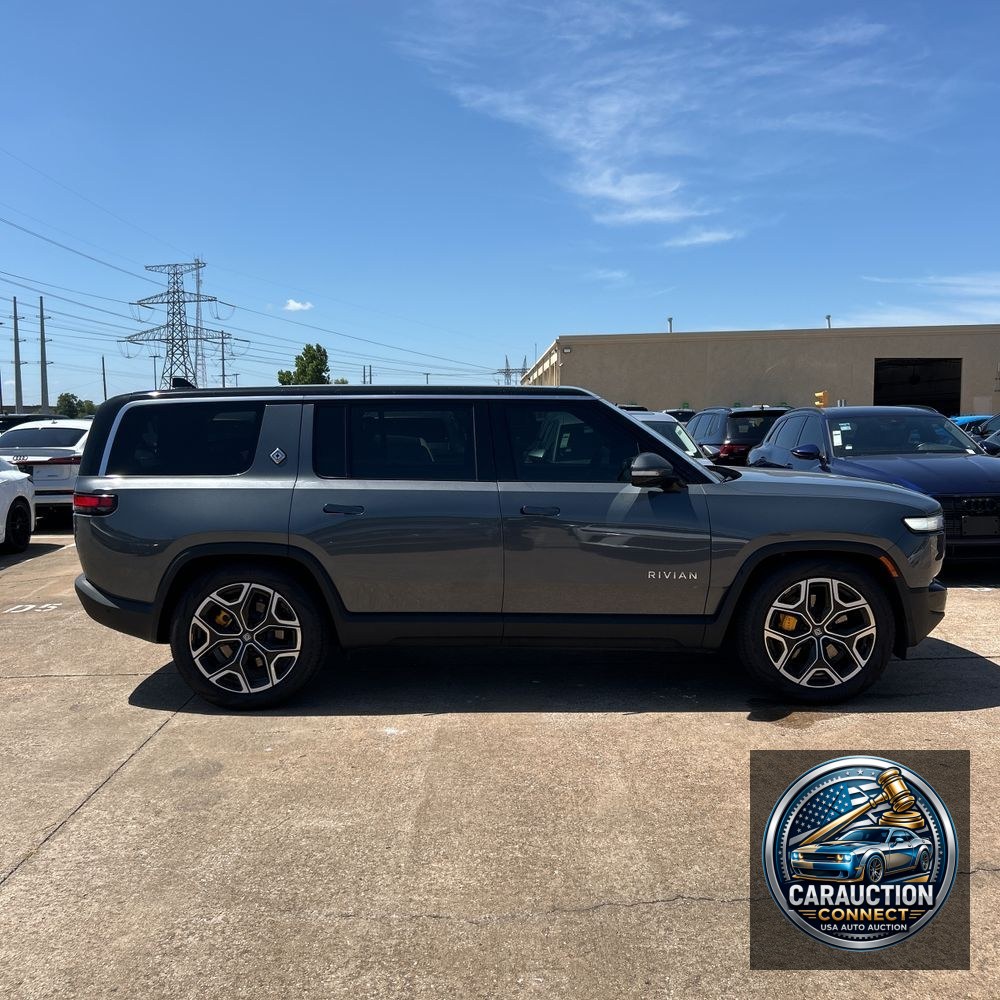 2023 Rivian R1S Adventure Quad-Motor