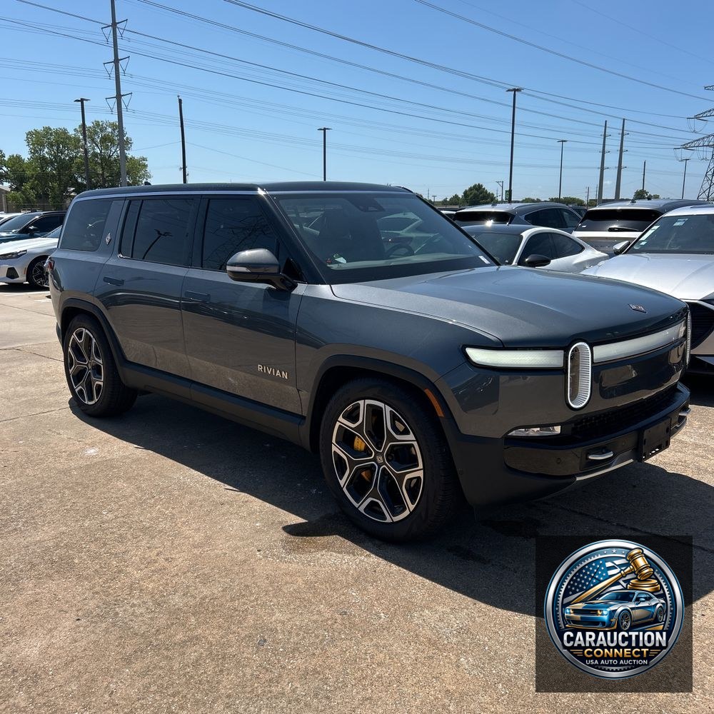 2023 Rivian R1S Adventure Quad-Motor