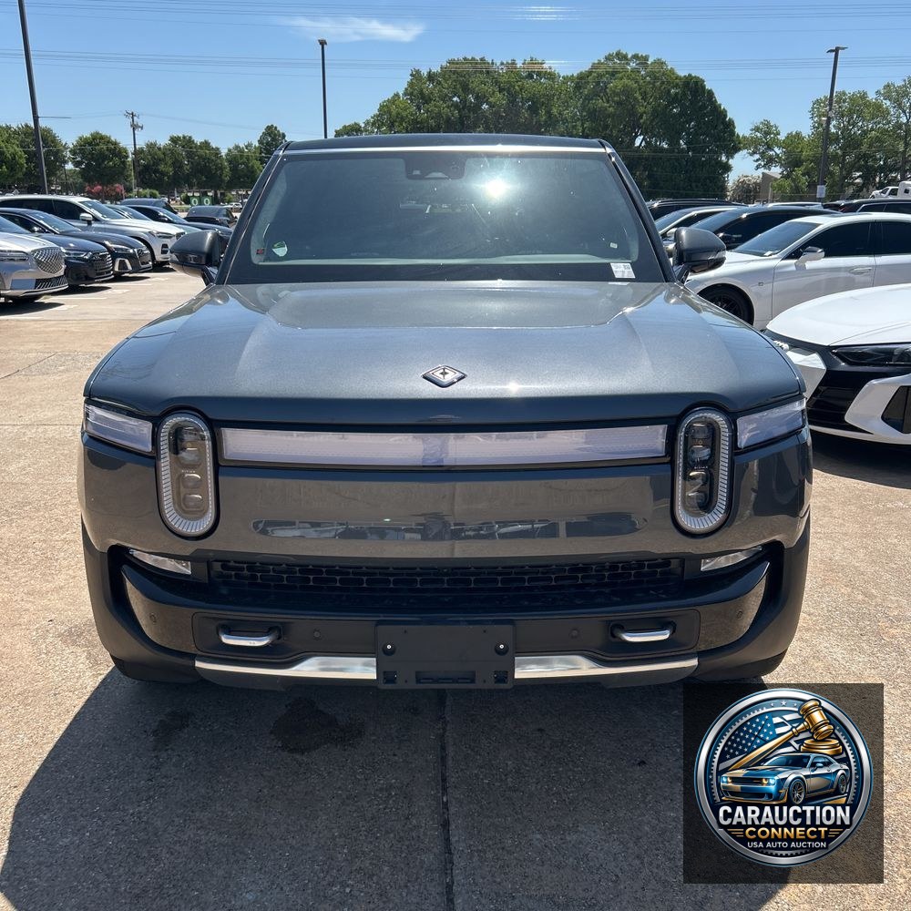 2023 Rivian R1S Adventure Quad-Motor