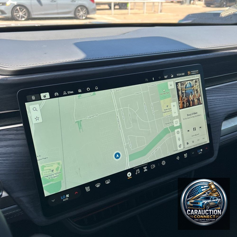 2023 Rivian R1S Adventure Quad-Motor