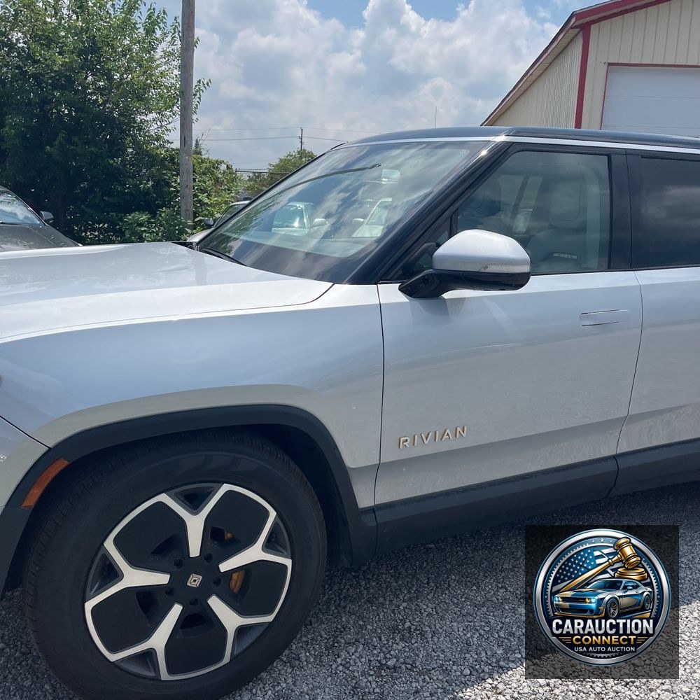 2023 Rivian R1S Adventure Quad-Motor