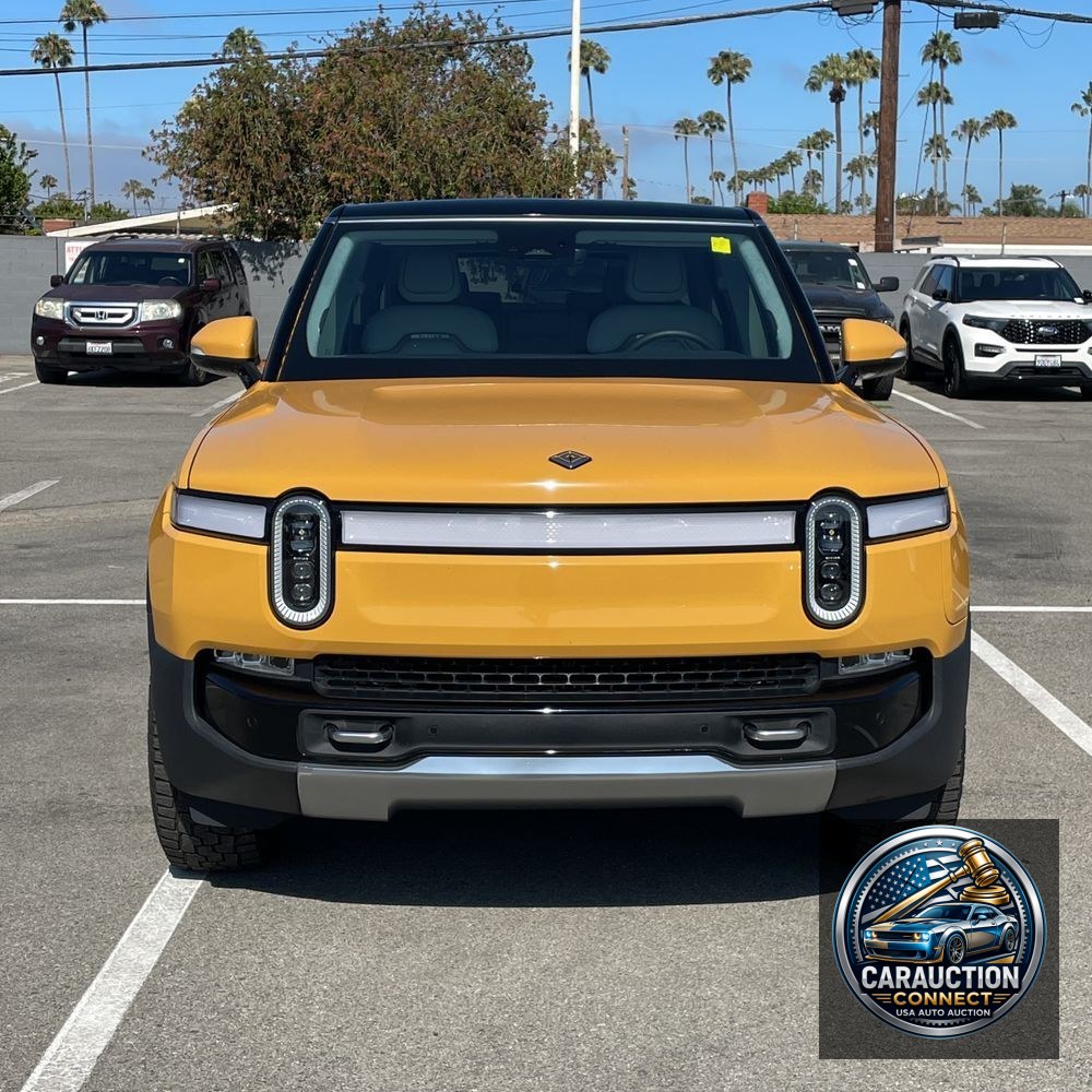 2023 Rivian R1S Adventure