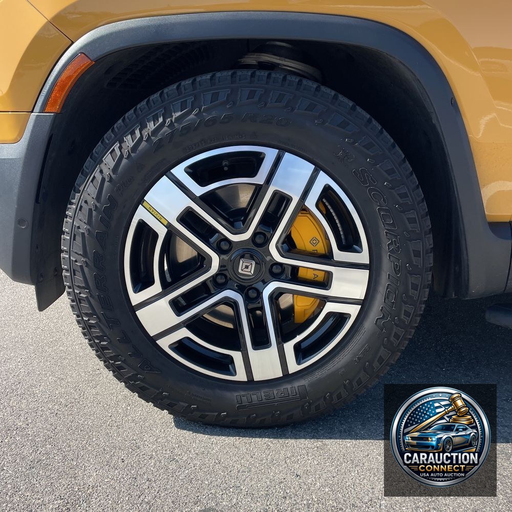 2023 Rivian R1S Adventure