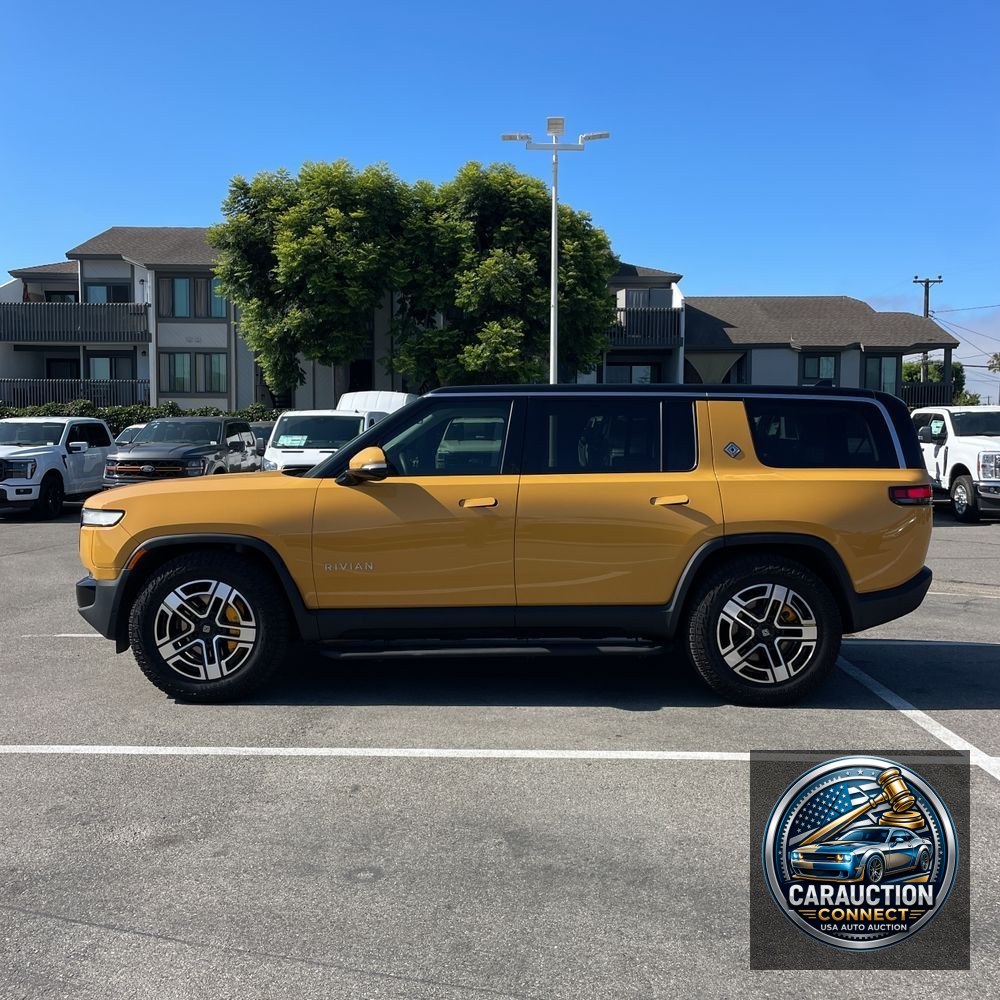 2023 Rivian R1S Adventure
