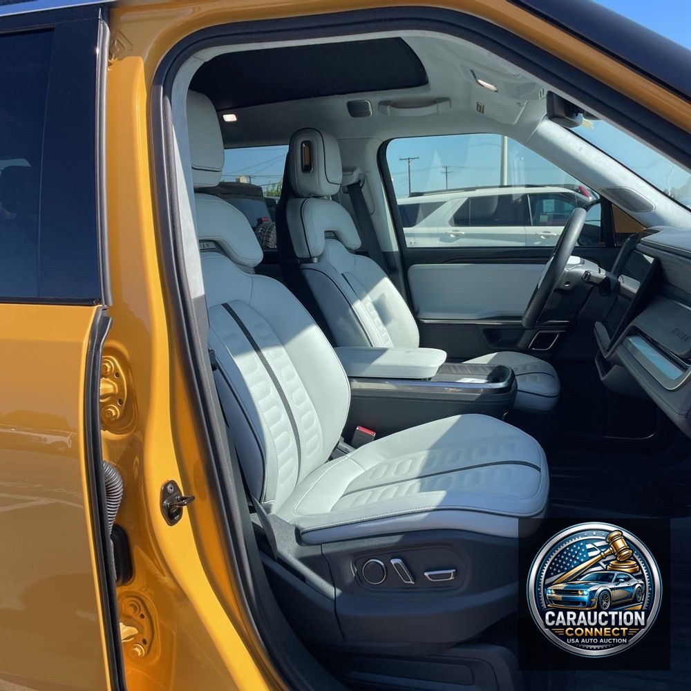2023 Rivian R1S Adventure