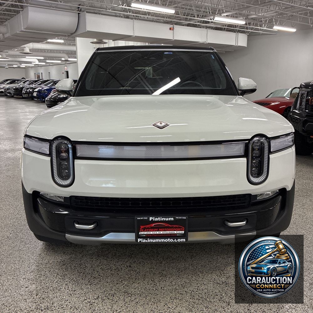 2024 Rivian R1S Adventure Quad-Motor
