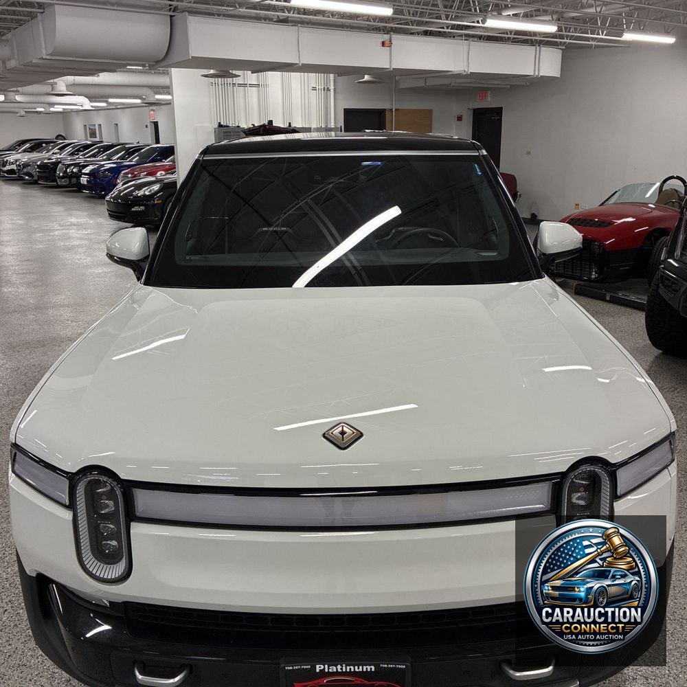 2024 Rivian R1S Adventure Quad-Motor